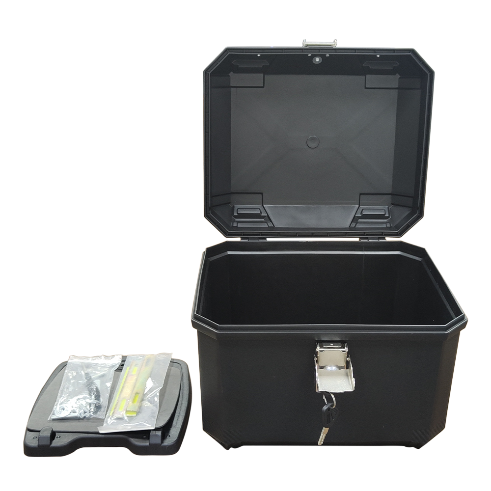Open the rear cargo box view and accessories list